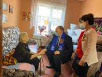 Поздравление участницы Великой Отечественной войны  Анны Ивановны Сафоновой