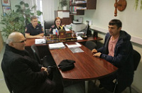 В отделе по вопросам миграции ОМВД России по Советскому району состоялся «круглый стол» с работодателями, привлекающими к трудовой деятельности иностранных граждан