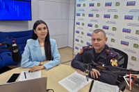 Офицер Росгвардии проинформировал граждан об изменениях в законодательстве «Об оружии» в эфире радиостанции «Югория»